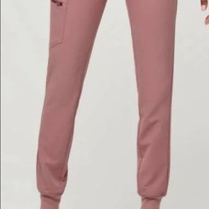 Figs Mineral maybe Jogger scrubs